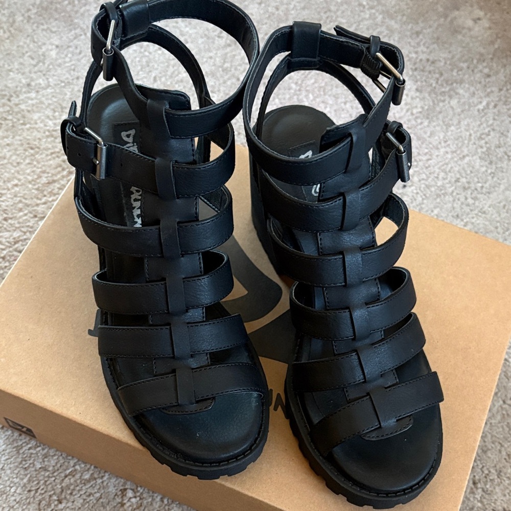 Dirty Laundry Black Strappy Sandals